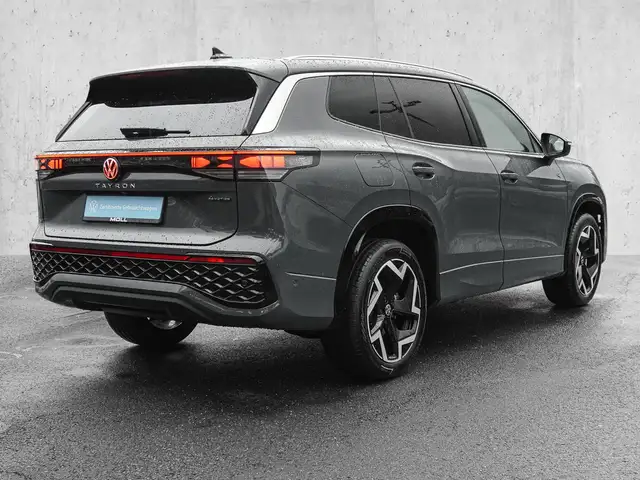 Volkswagen Tayron view 4