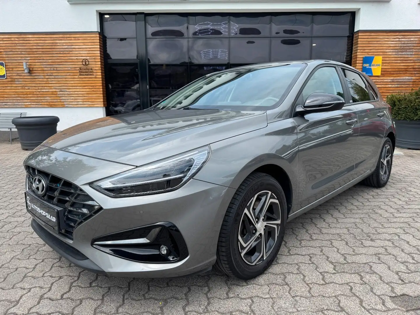 Hyundai i30 Intro Edition Grau - 2