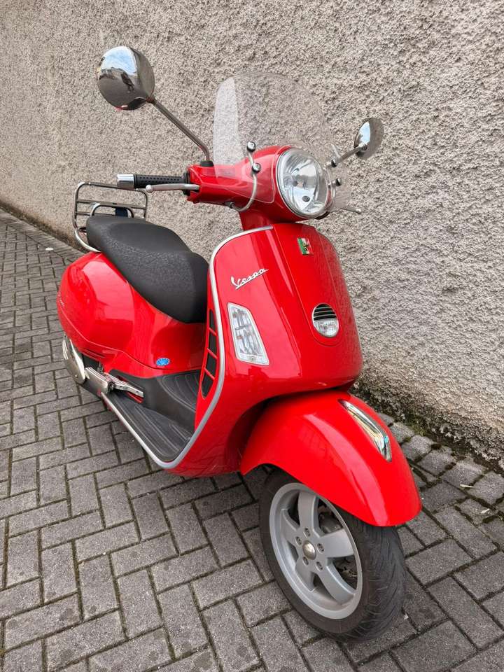 Vespa GTS 250ie
