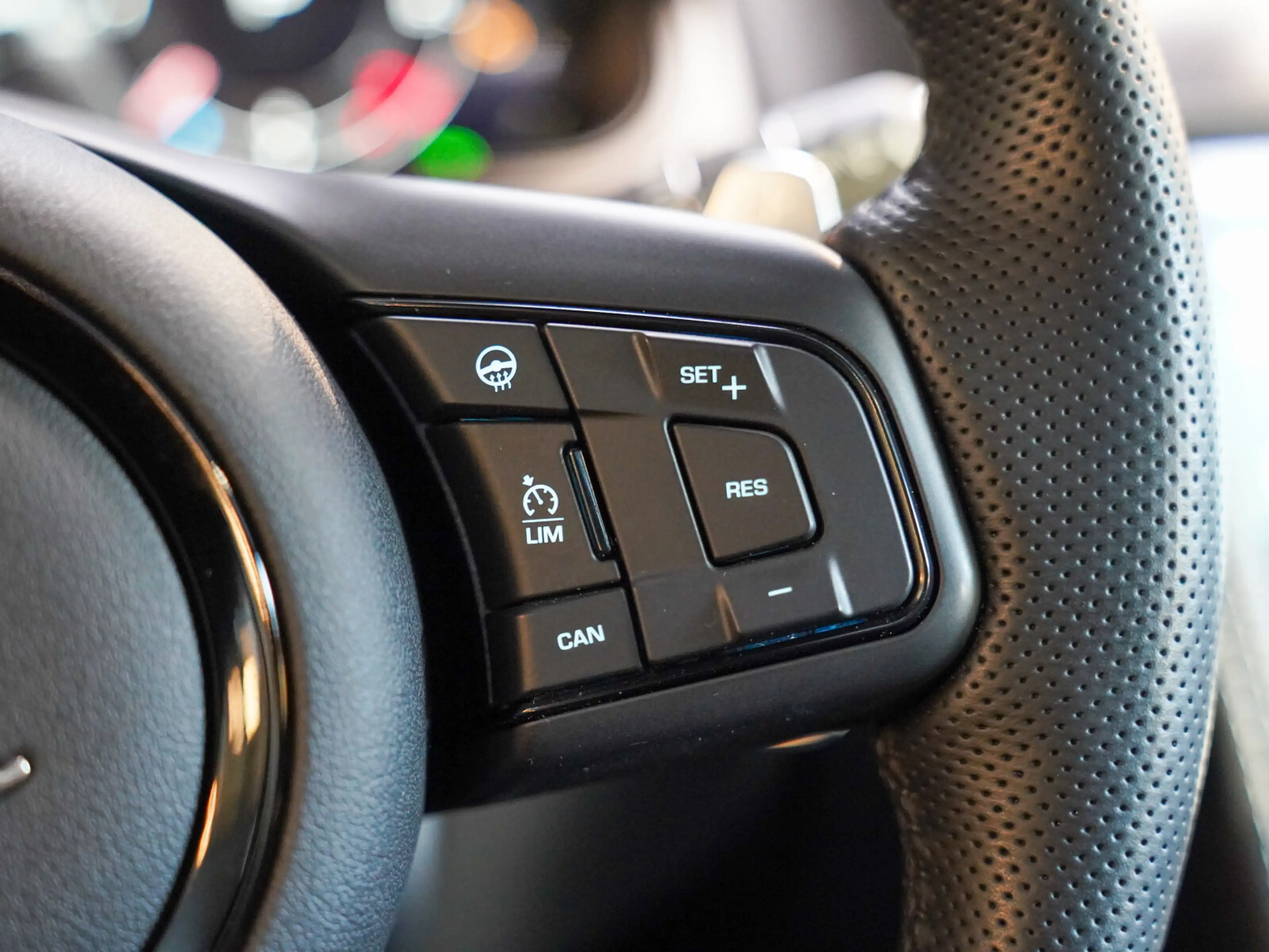 Jaguar F-Type R 5.0 V8 AWD Performance Sitze Pano — photo 19