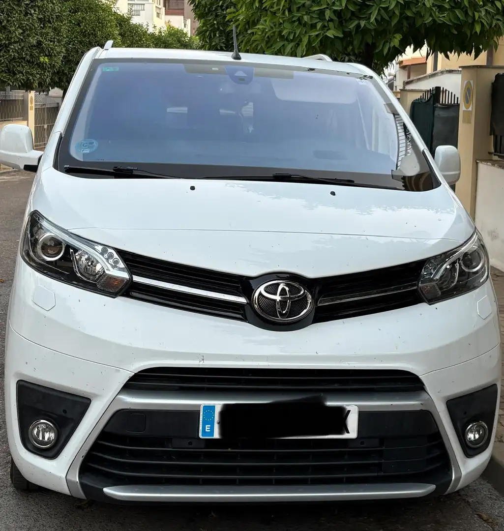 Toyota Proace Proace Family L1 2.0D 8pl. Advance Pack Plus Aut. 180 Advance Pack Plus Blanco - 1