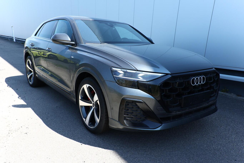 Audi Q8 S line 2xS AssistenzP+ 22Z Laser Pano HUD Klim4... — photo 2
