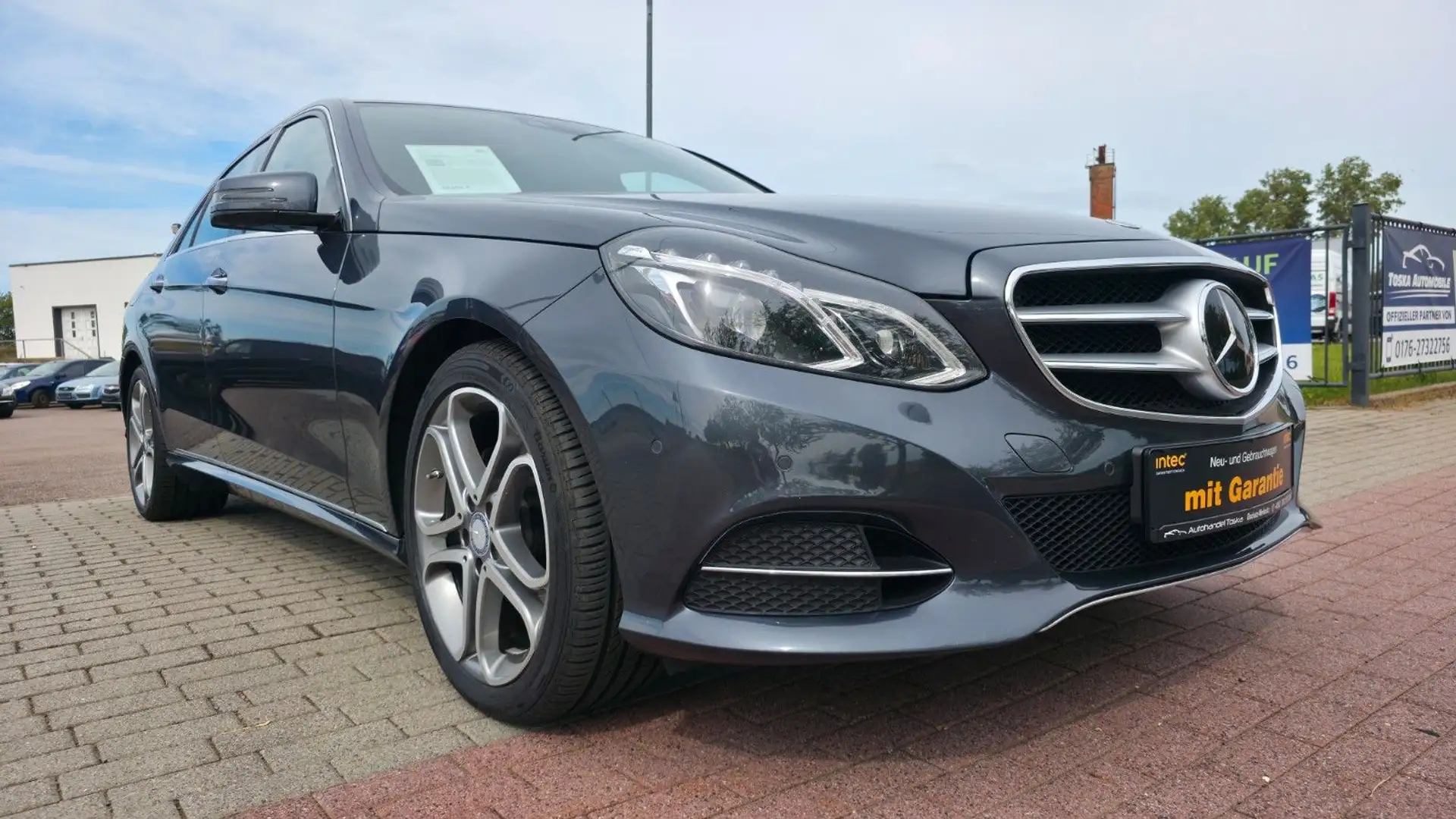 Mercedes-Benz E 300 Lim. BlueTec Hybrid *TÜV/AU NEU Grau - 1