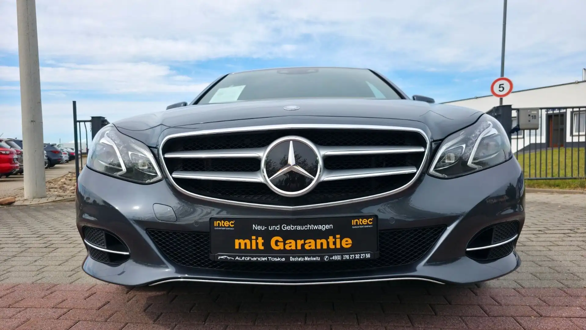 Mercedes-Benz E 300 Lim. BlueTec Hybrid *TÜV/AU NEU Grau - 2