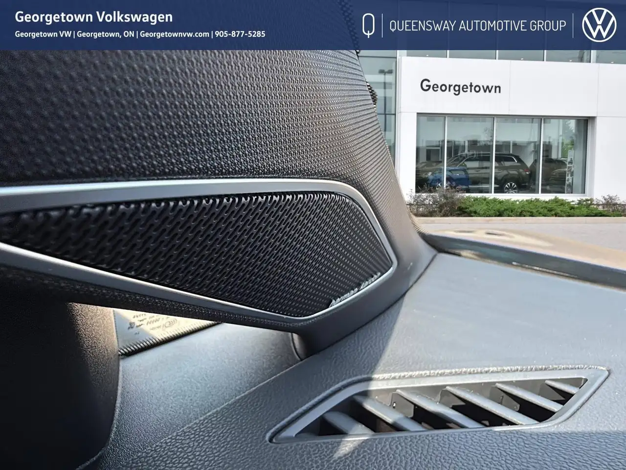 Volkswagen Golf R снимка Volkswagen Golf R