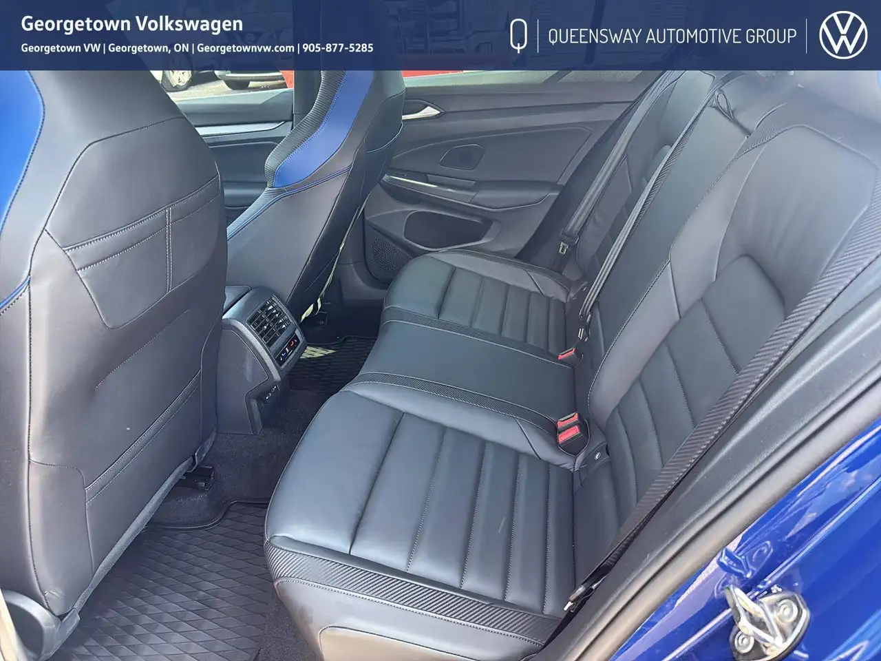 Volkswagen Golf R снимка Volkswagen Golf R