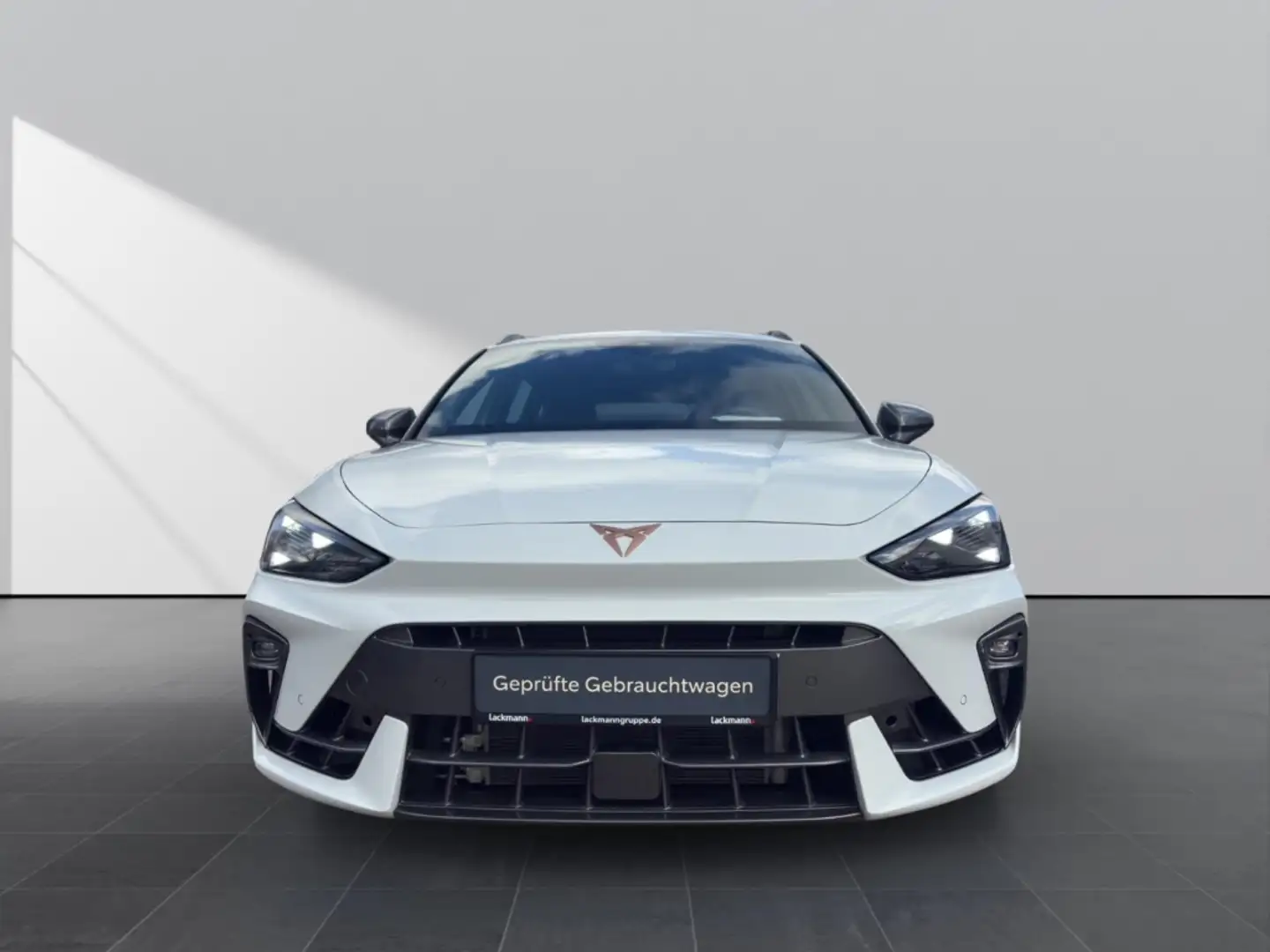 CUPRA Leon 2.0 VZ Sportstourer 245 kW *IntellDrivePaket* Weiß - 2