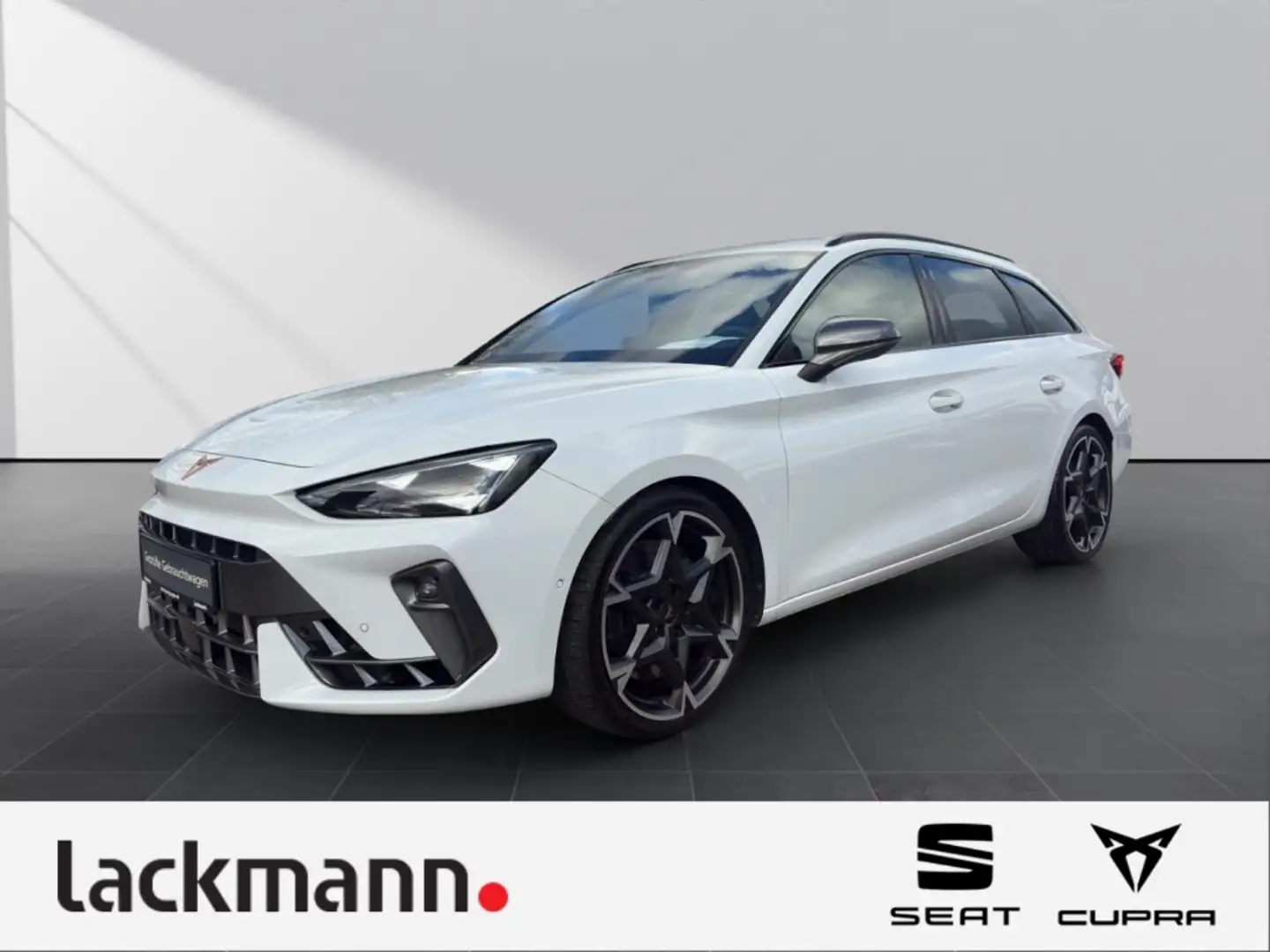 CUPRA Leon 2.0 VZ Sportstourer 245 kW *IntellDrivePaket* Weiß - 1