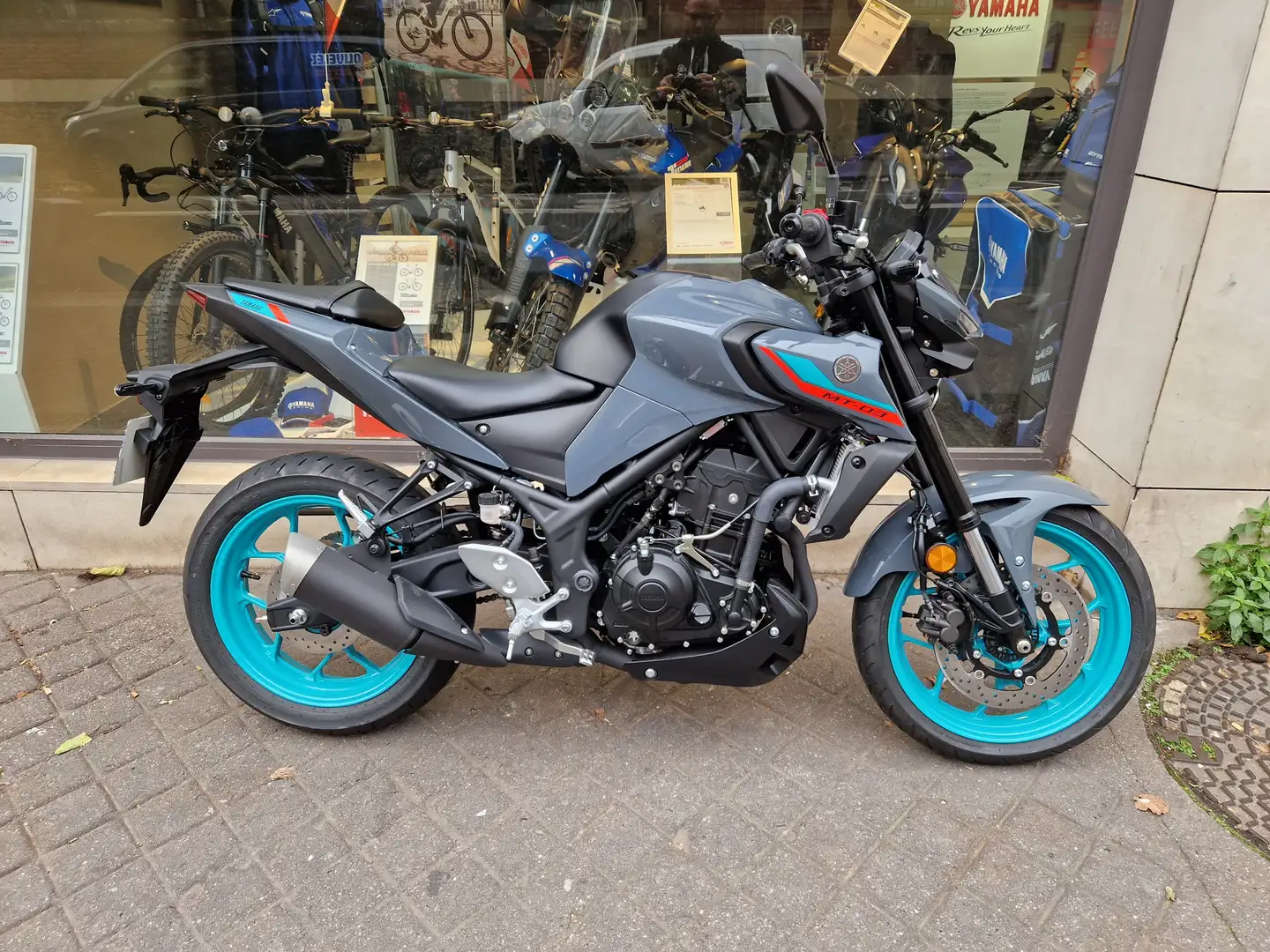 Yamaha MT-03 Gri - 1