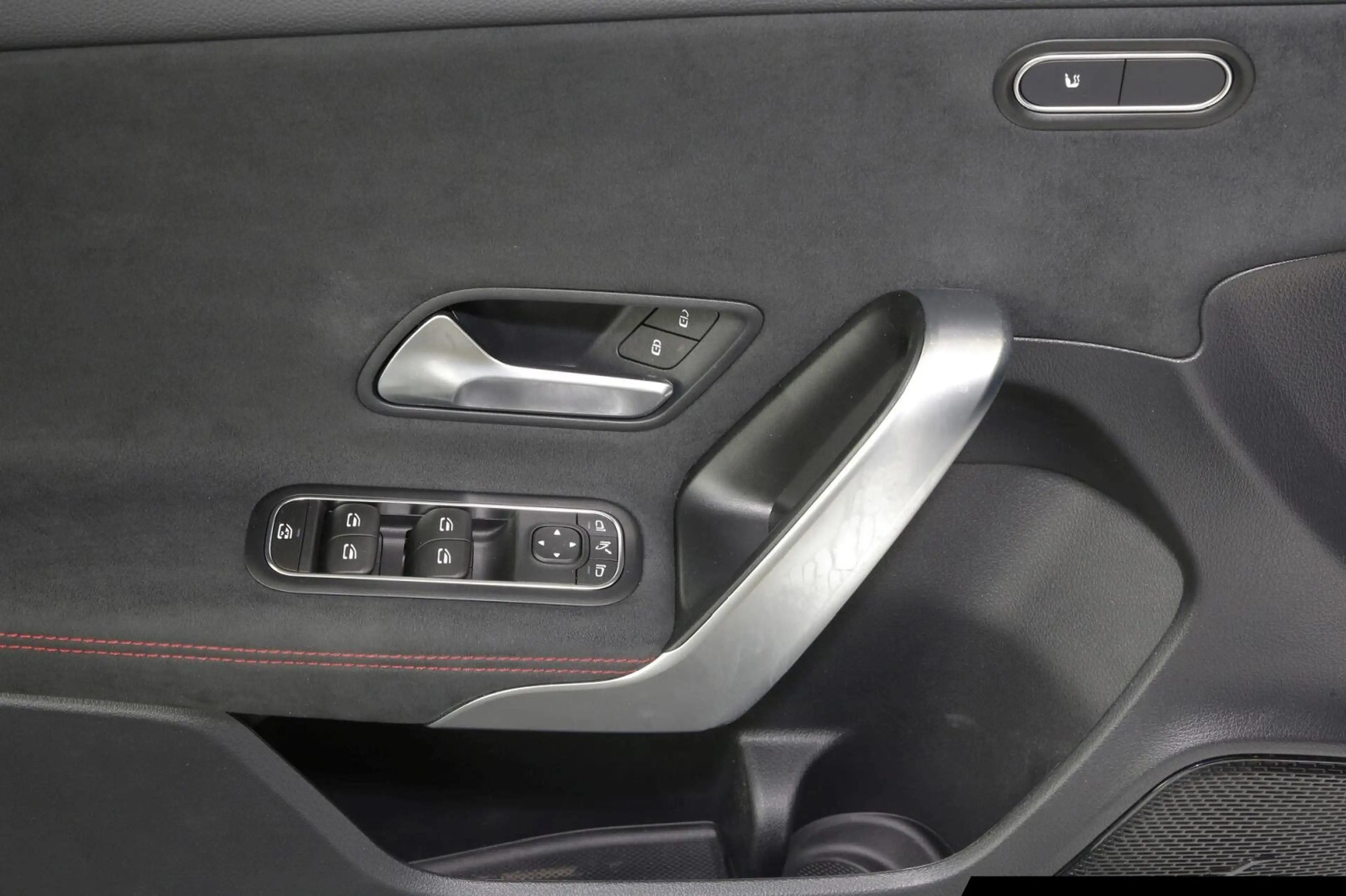 Mercedes-Benz A 220 A 220 4MATIC AMG Line/Rückfahrkamera/Totwinkel — photo 14