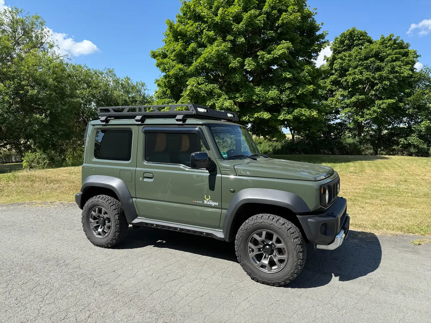 Suzuki Jimny 1.5 ALLGRIP Comfort+ 4Sitze Edition 4x4 AHK Kamera Verde - 2