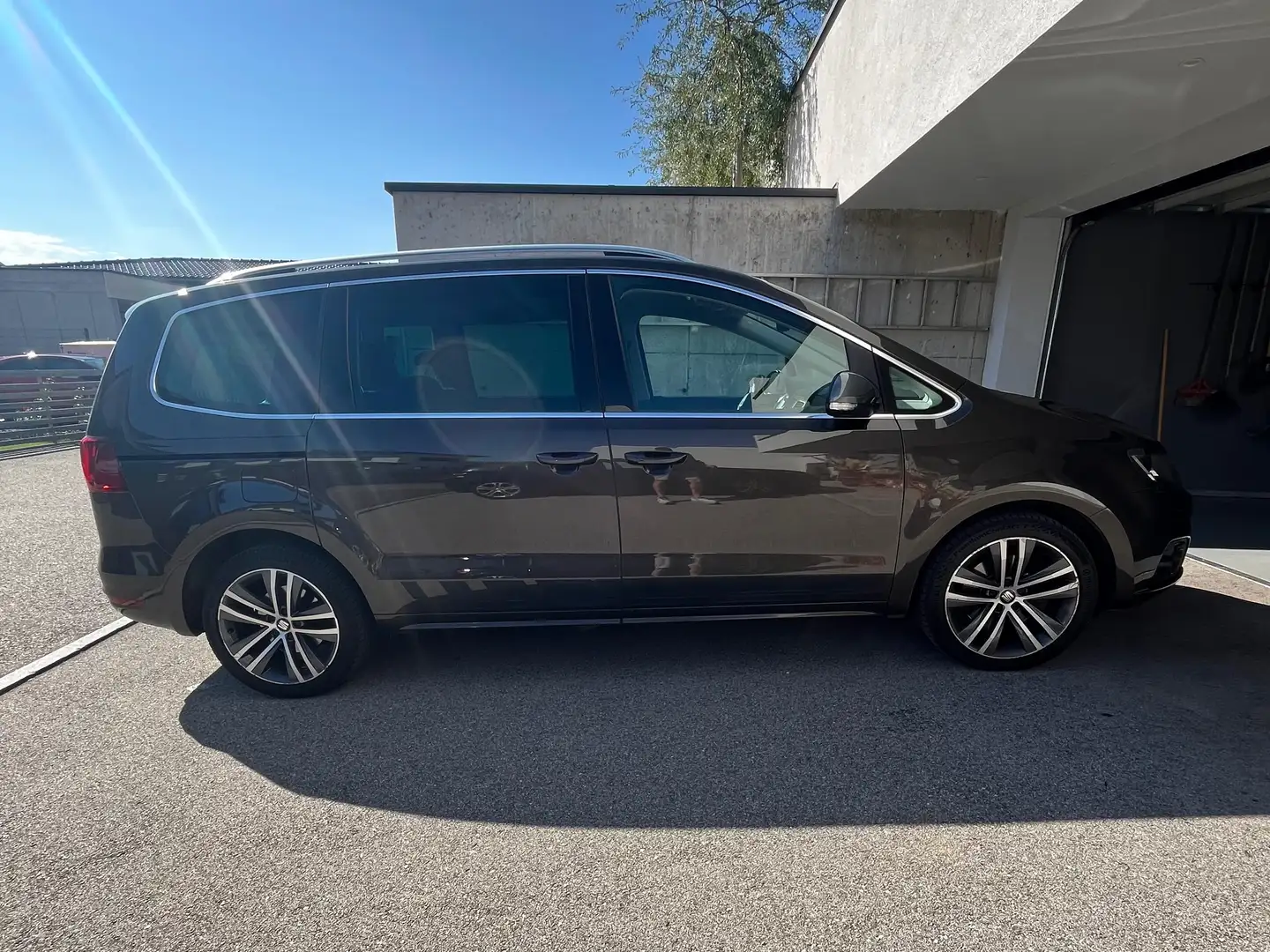 SEAT Alhambra Alhambra FR 2,0 TDI DSG 4WD FR Braun - 2