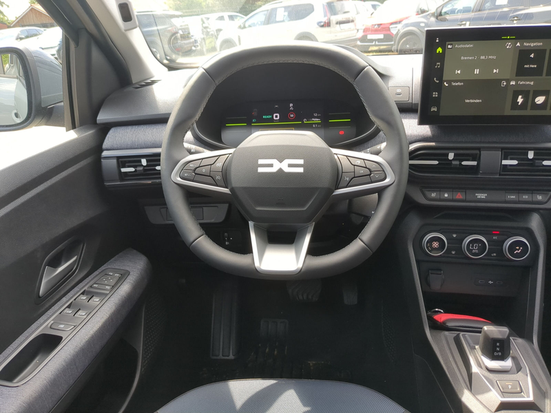 Dacia Jogger Hybrid 155 Journey 5-S SHZ Navi MV-Kamera — photo 7