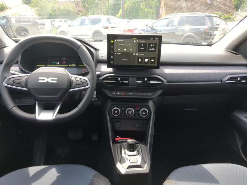 Dacia Jogger Hybrid 155 Journey 5-S SHZ Navi MV-Kamera — photo 6