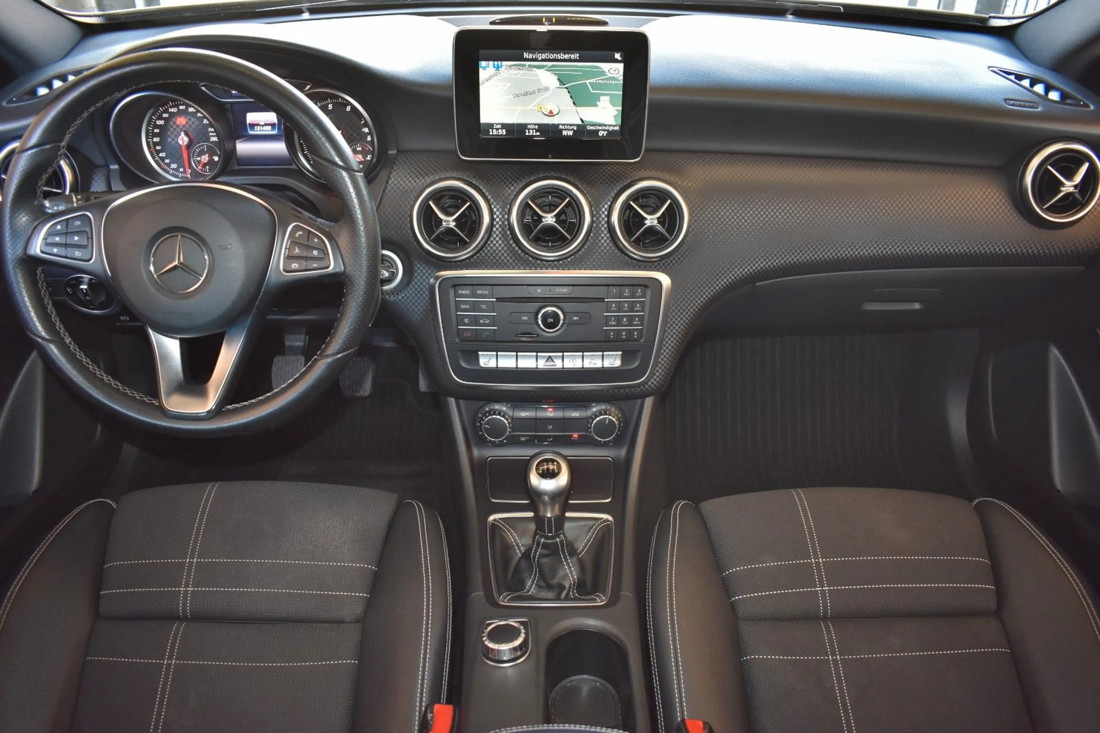 Mercedes-Benz A 180 URBAN NAVI LED T-LEDER KLIMA PDC — photo 10