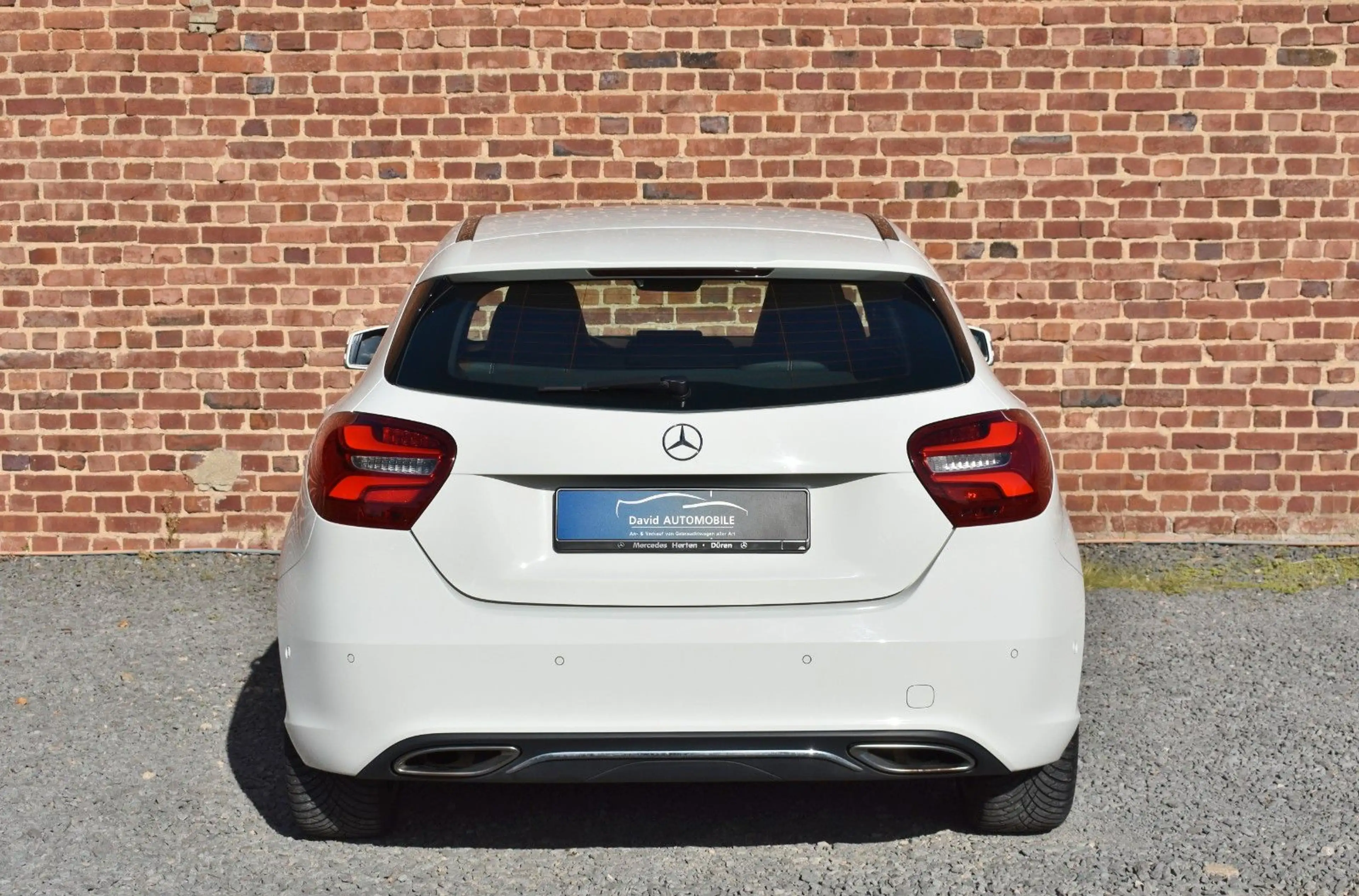 Mercedes-Benz A 180 URBAN NAVI LED T-LEDER KLIMA PDC — photo 6