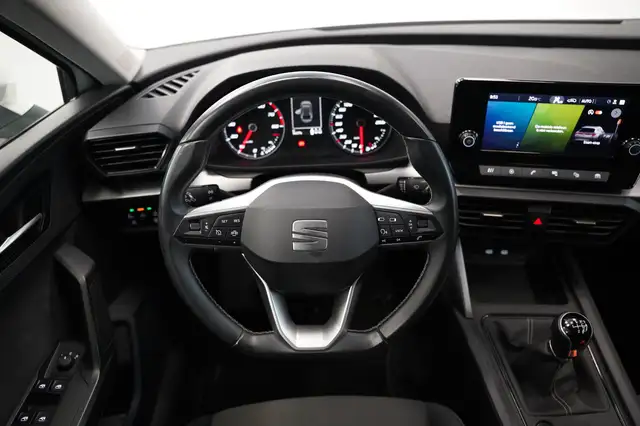 Seat Leon view 7