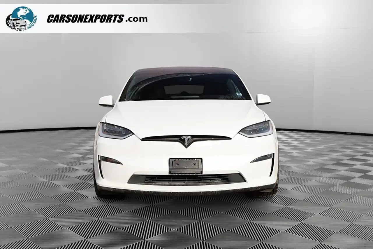 Tesla Model X photo Tesla Model X