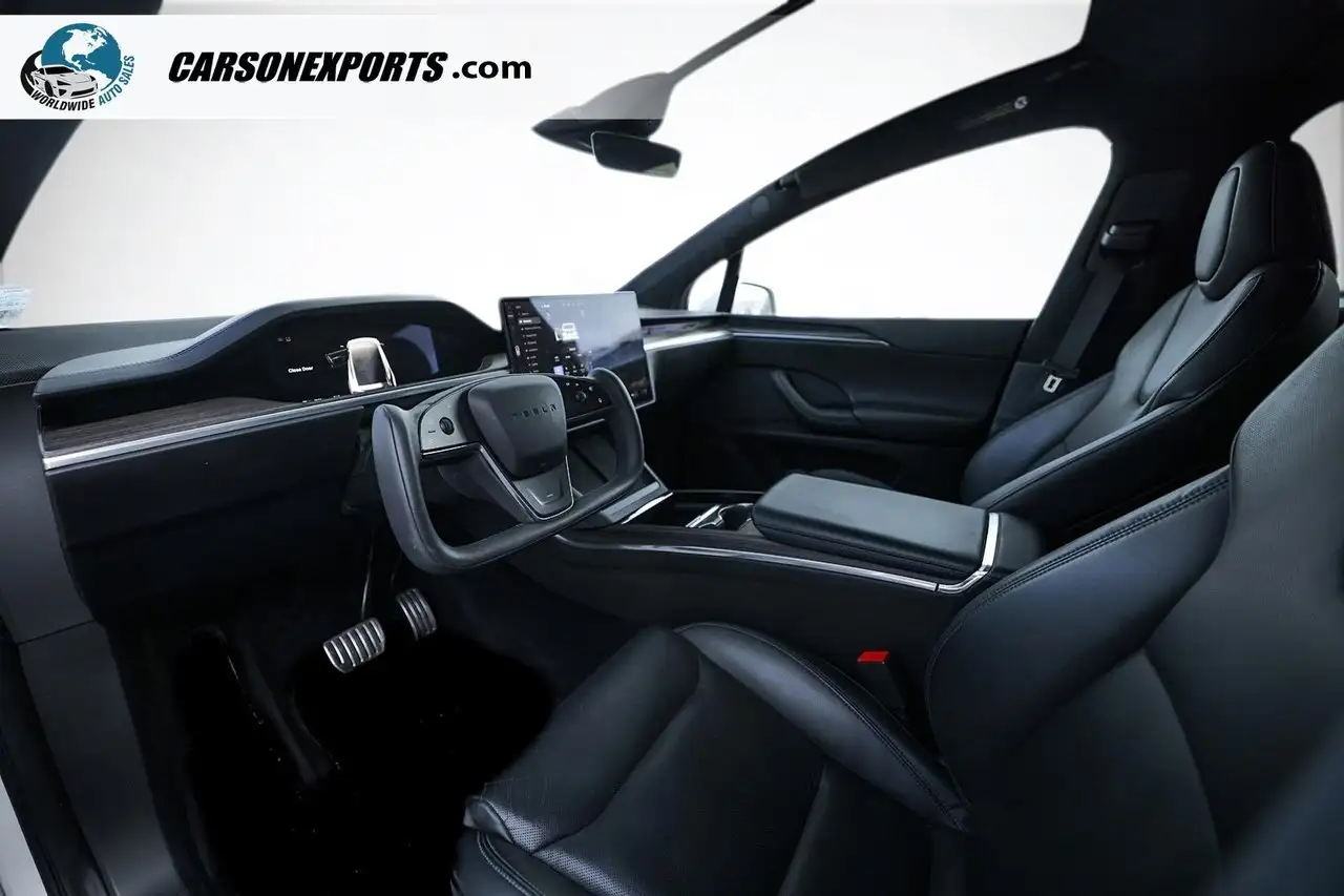 Tesla Model X photo Tesla Model X