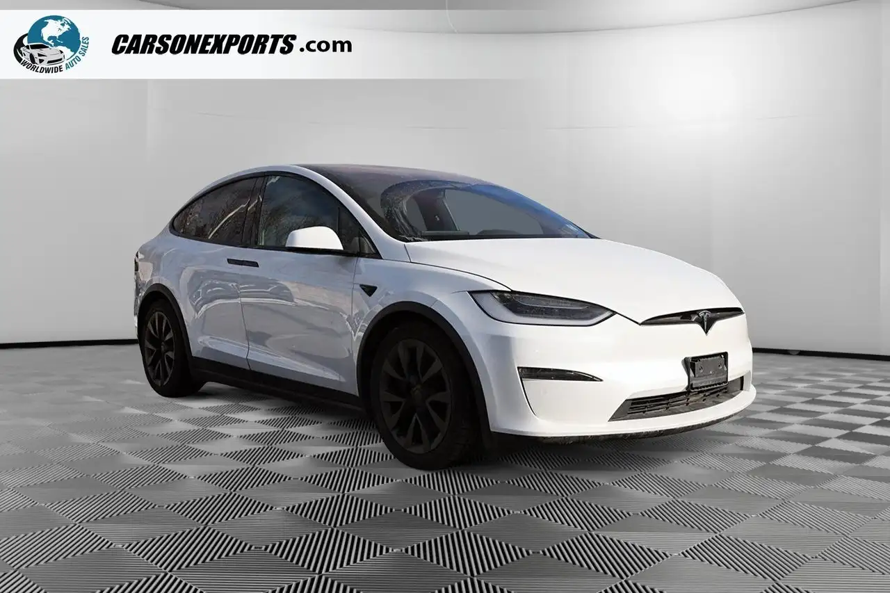 Tesla Model X photo Tesla Model X