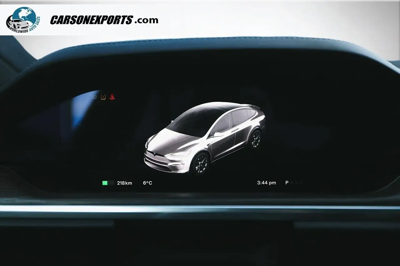Tesla Model X photo Tesla Model X