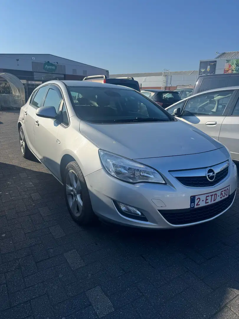 Opel Astra opel Astra 1.6 Turbo - 2