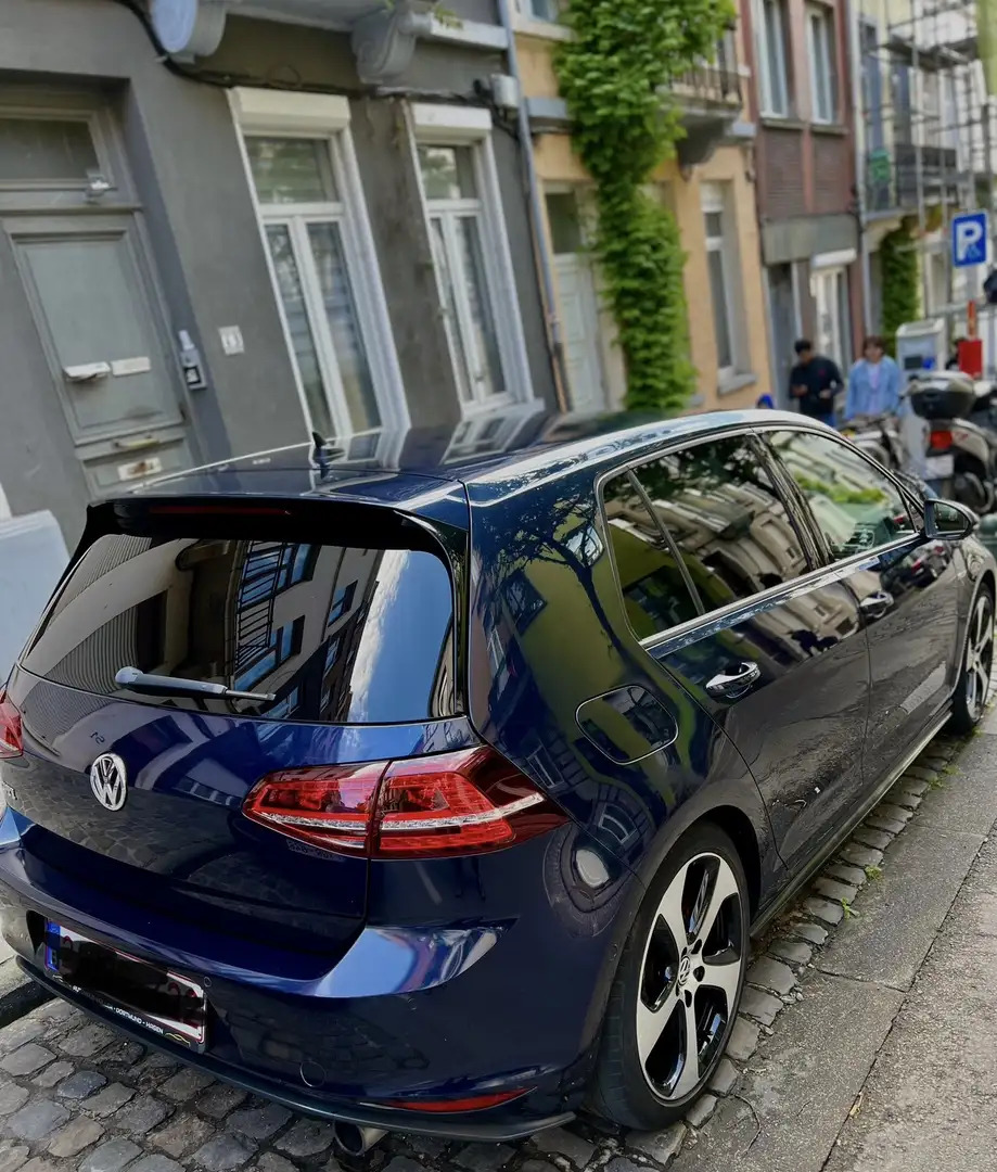 Volkswagen Golf GTI 2.0 TSI DSG - 1