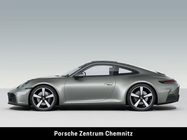Porsche 911 view 2