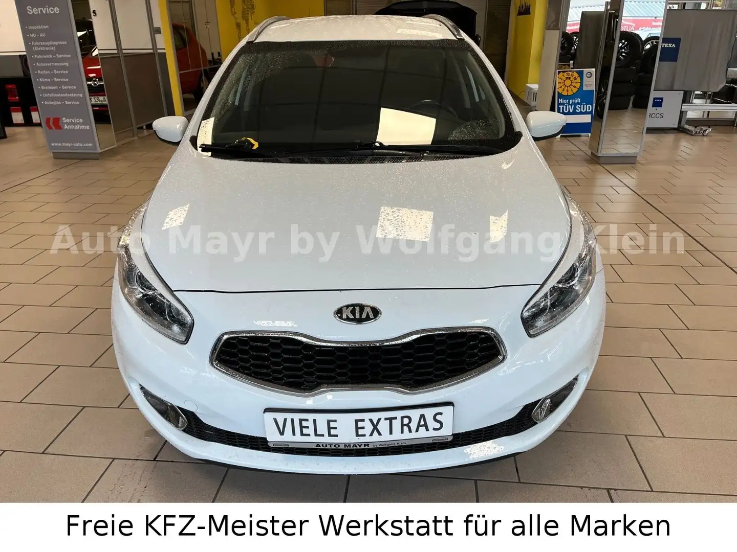 Kia Ceed SW / cee'd SW cee'd 1.4 SW FIFA World Cup Edition Alu Weiß - 2