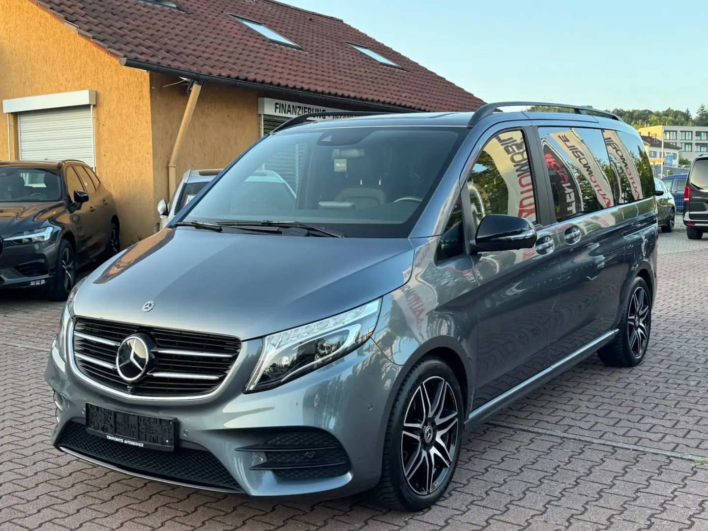 Mercedes-Benz V 250 AVANTG. KOMP. AMG+360°+STDHZG+DISTR+BURMES Gris - 1