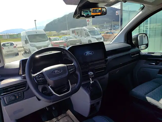 Ford Tourneo Custom Bus 2,0 EcoBlue 320 L2H1 FWD Titanium Ansicht 11