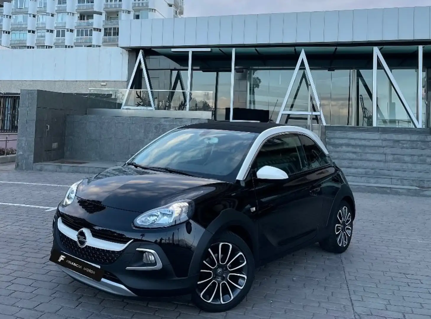 Opel Adam 1.4 XEL S&S Rocks Negro - 1