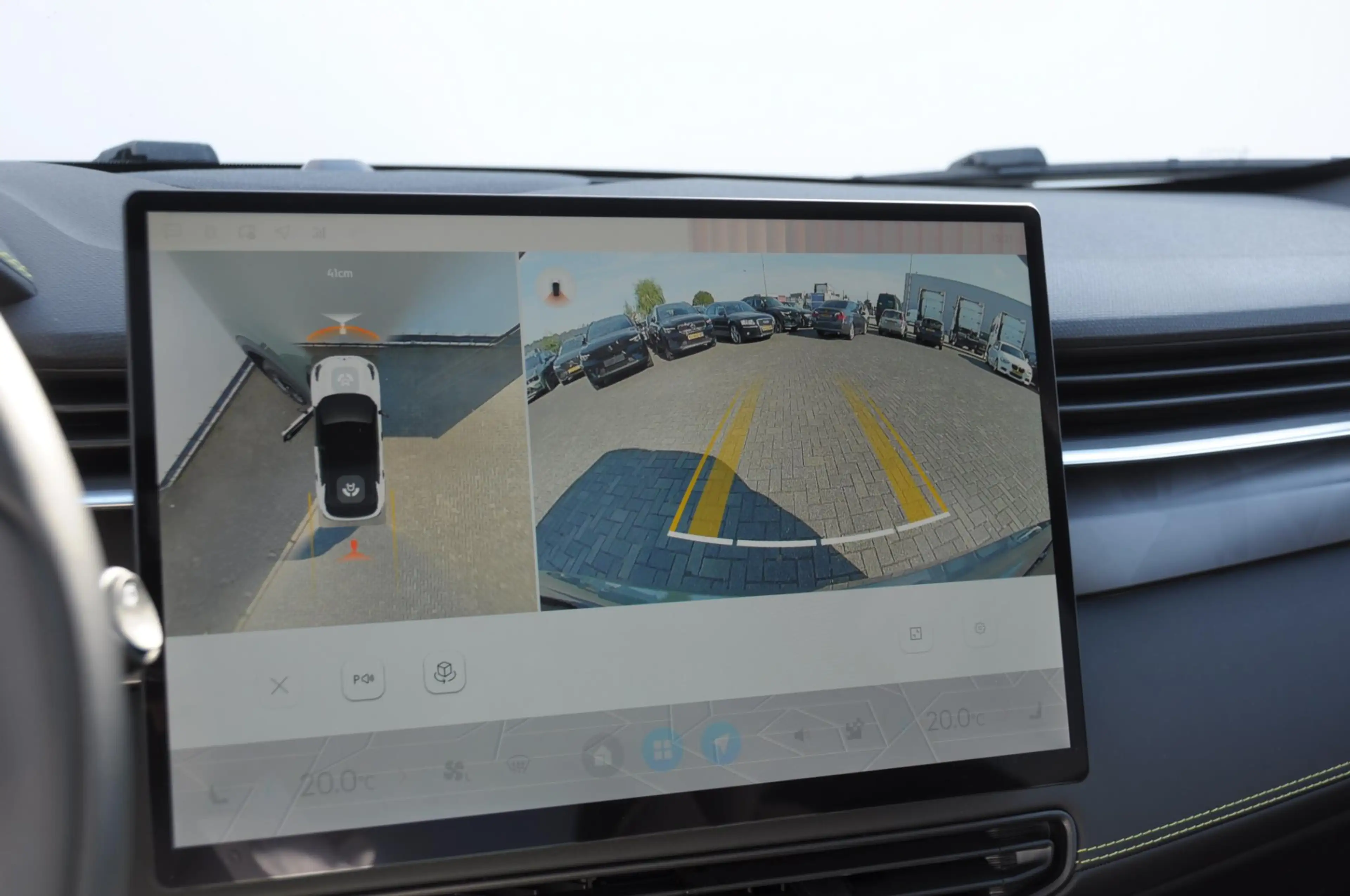 Lynk & Co 01 276PK Automaat More / Adaptive cruise control / Le — photo 7