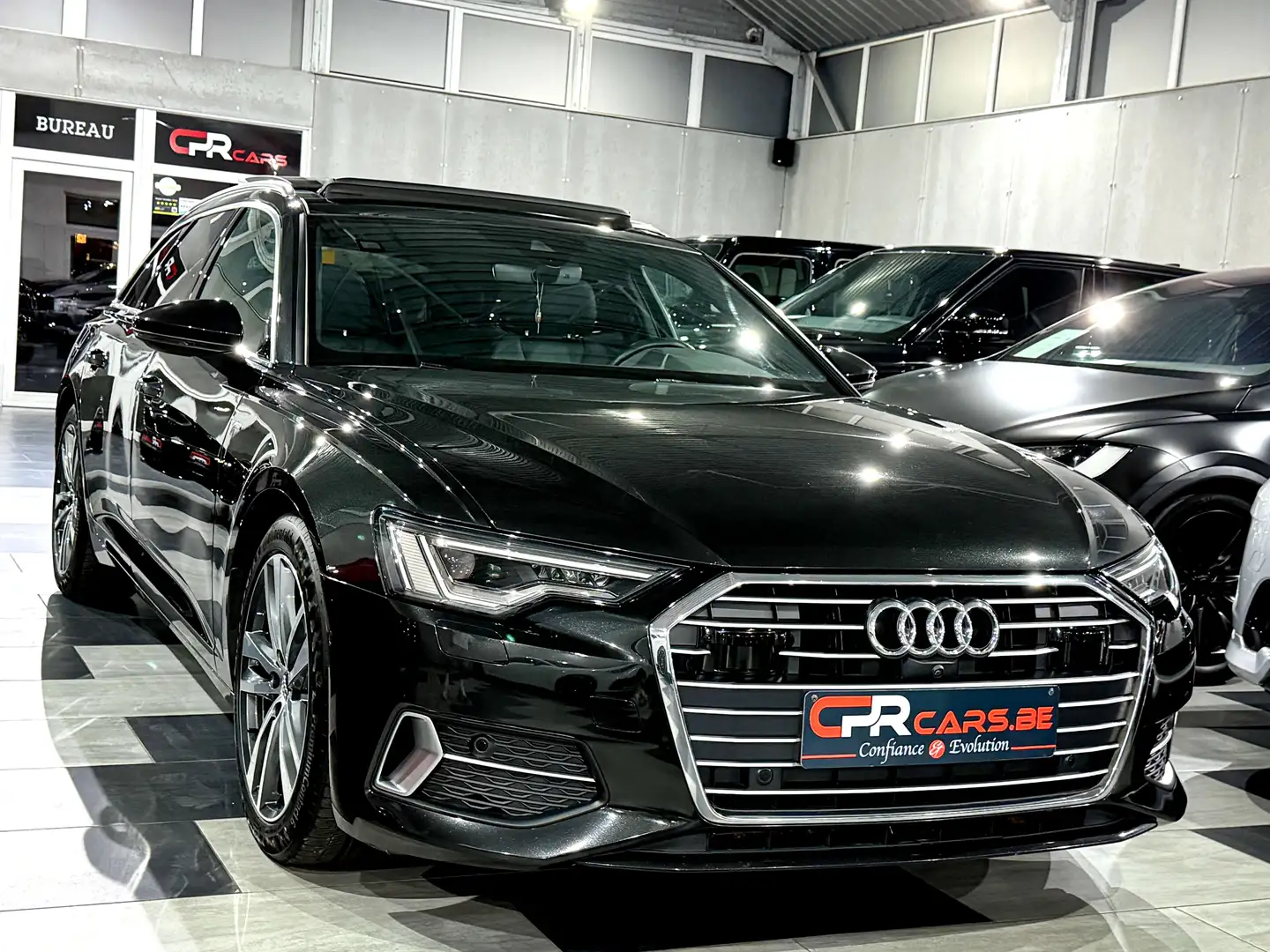 Audi A6 35 TDi S Line 1e Main Etat Neuf Full Hist. Gris - 2