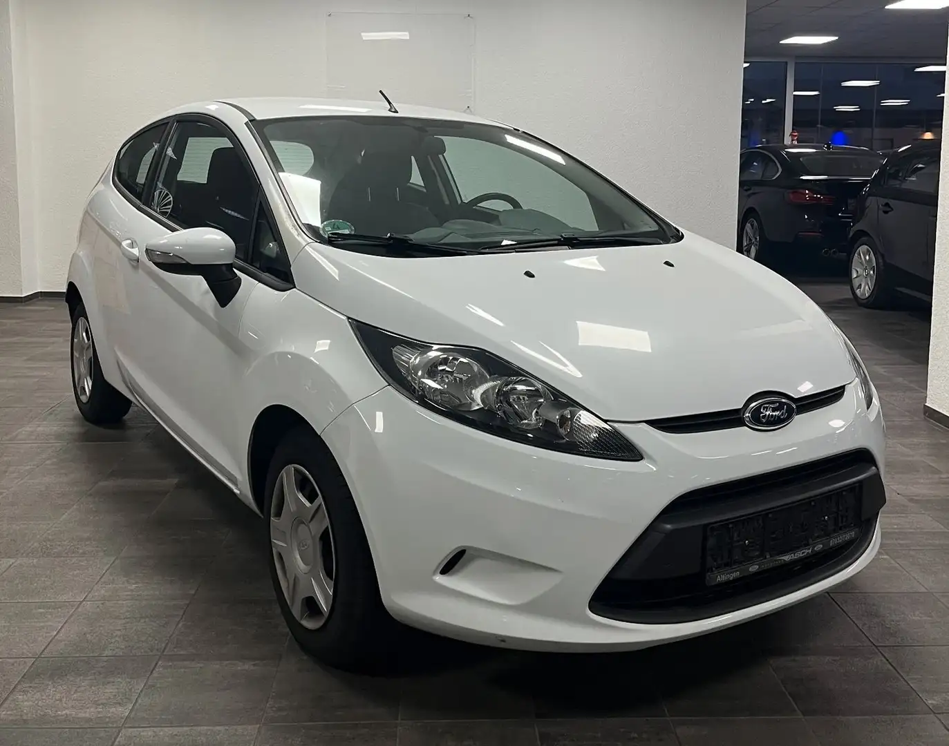 Ford Fiesta 1,25 Bluetooth Klima Top gepflegt Blanco - 2