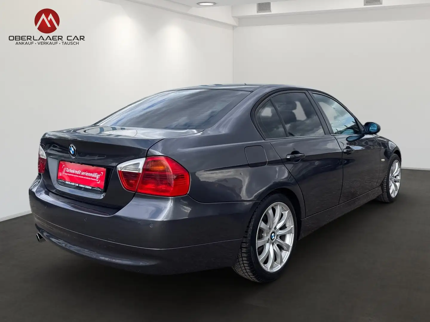 BMW 320 320i Aut. Grigio - 2