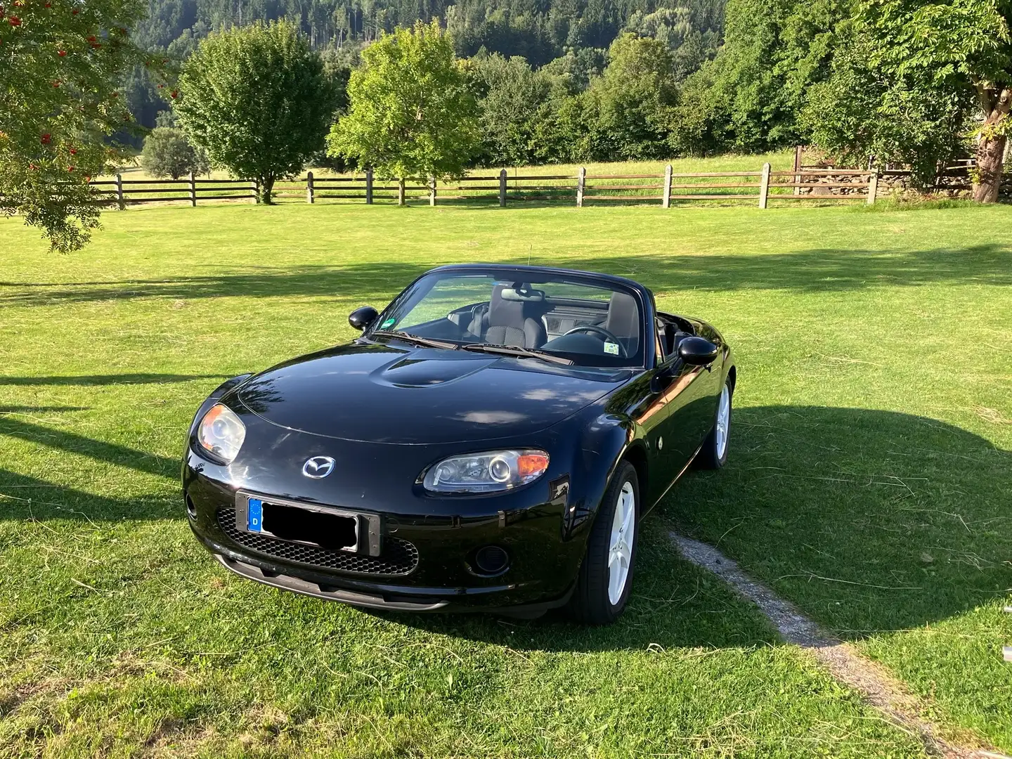 Mazda MX-5 MX-5 1.8 MZR Emotion Schwarz - 1