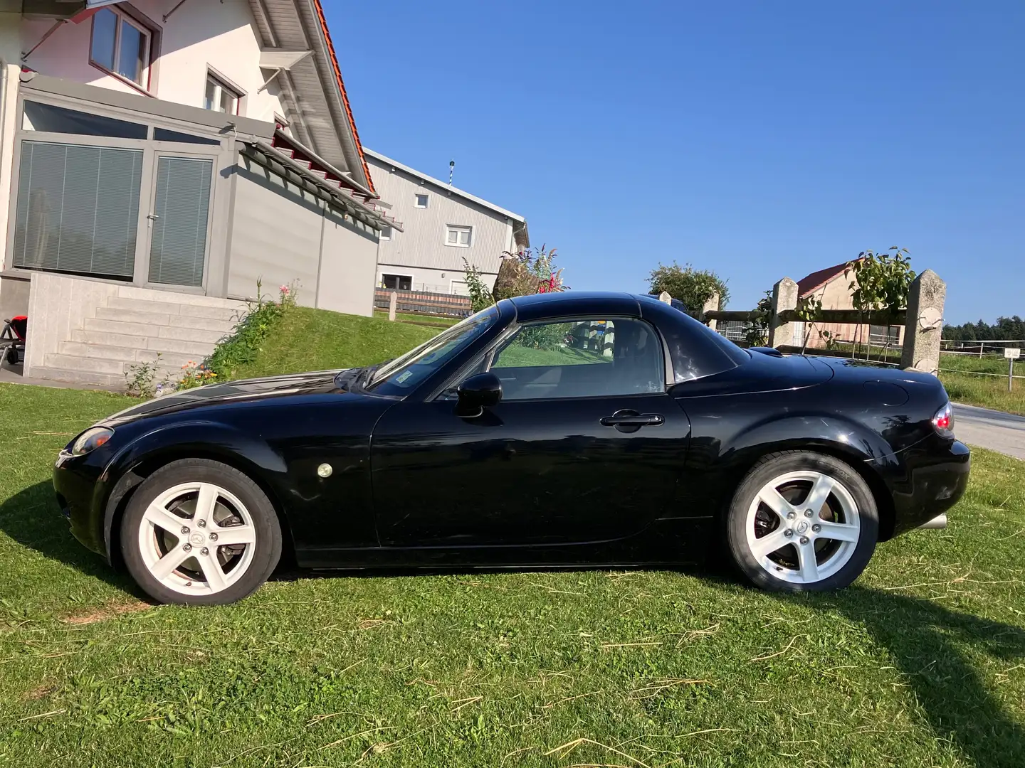 Mazda MX-5 MX-5 1.8 MZR Emotion Schwarz - 2