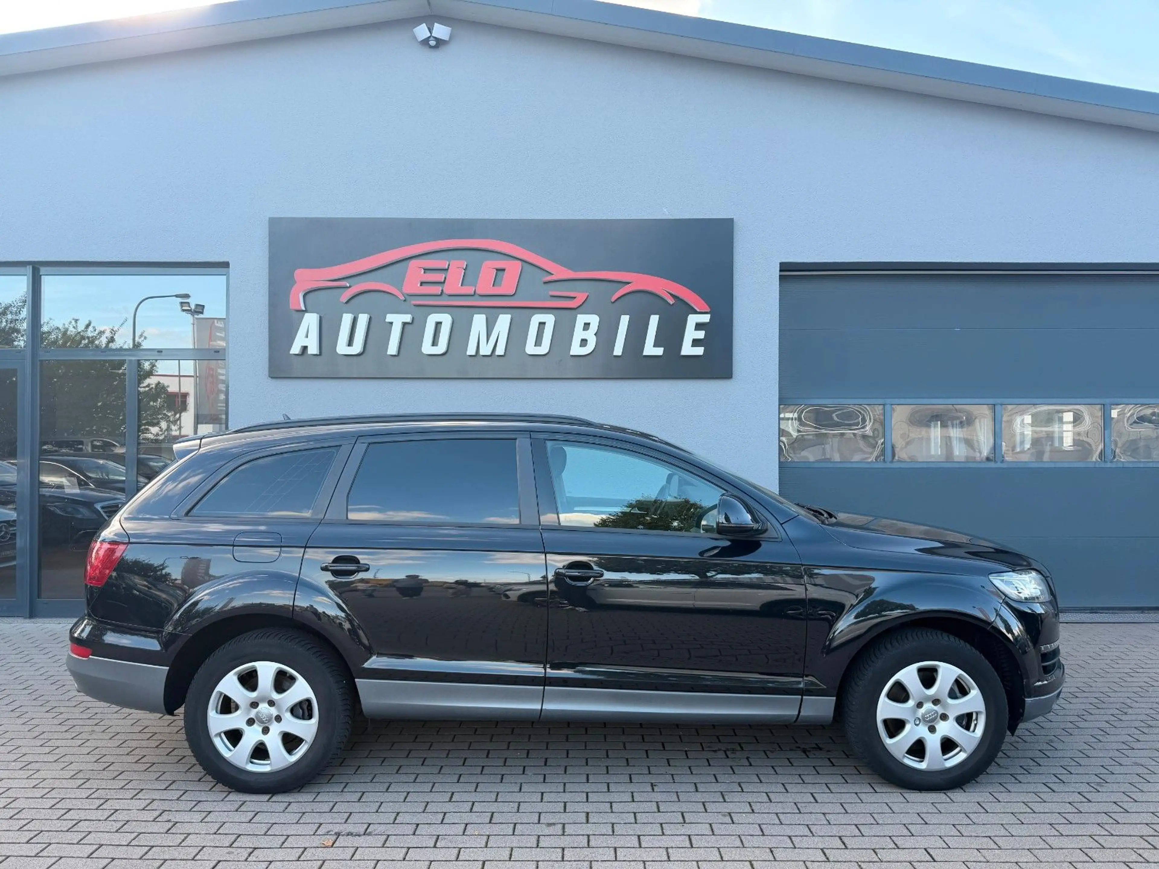 Audi Q7 3.0 TDI Quattro*Xenon Plus*Sport-Fahrwerk*AHK — photo 2