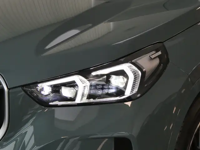 BMW X1 xDrive30e 14,2kWh Ansicht 3