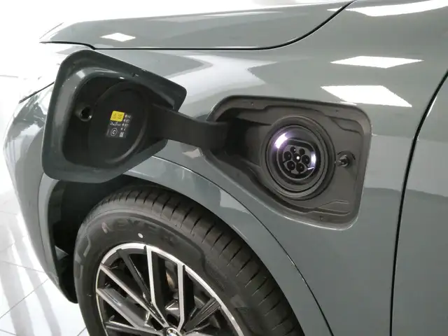 BMW X1 xDrive30e 14,2kWh Ansicht 5