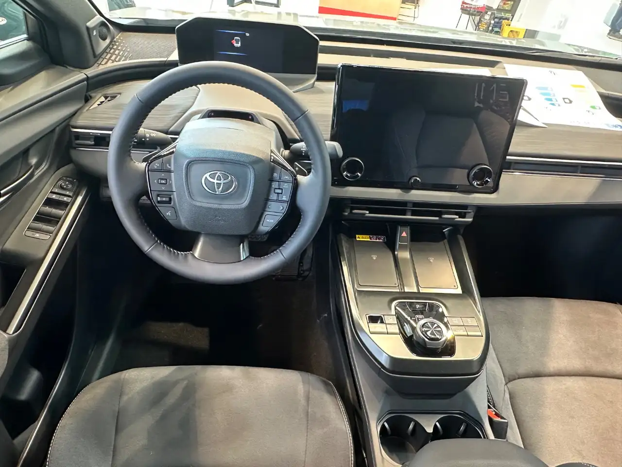 Toyota C-HR + W Lounge ACC+LED+Navi+Pano+SD+SHZ+2xKlima 11