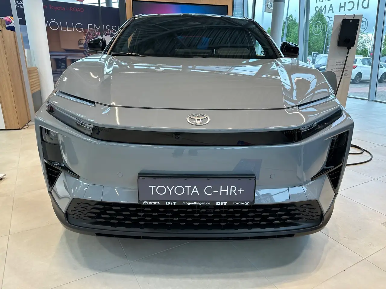 Toyota C-HR + W Lounge ACC+LED+Navi+Pano+SD+SHZ+2xKlima 4