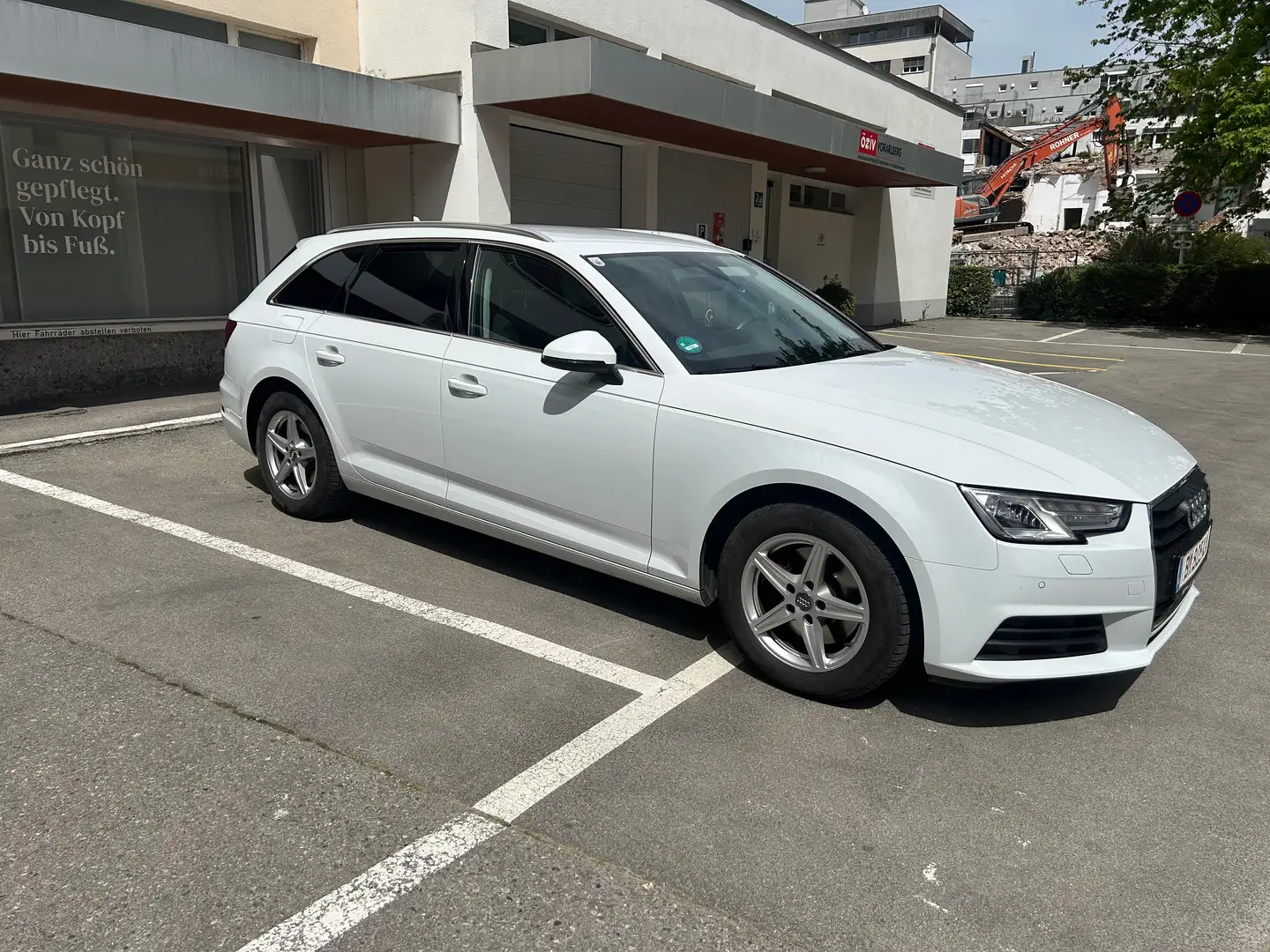 Audi A4 A4 Avant 2,0 TDI S-tronic Weiß - 1
