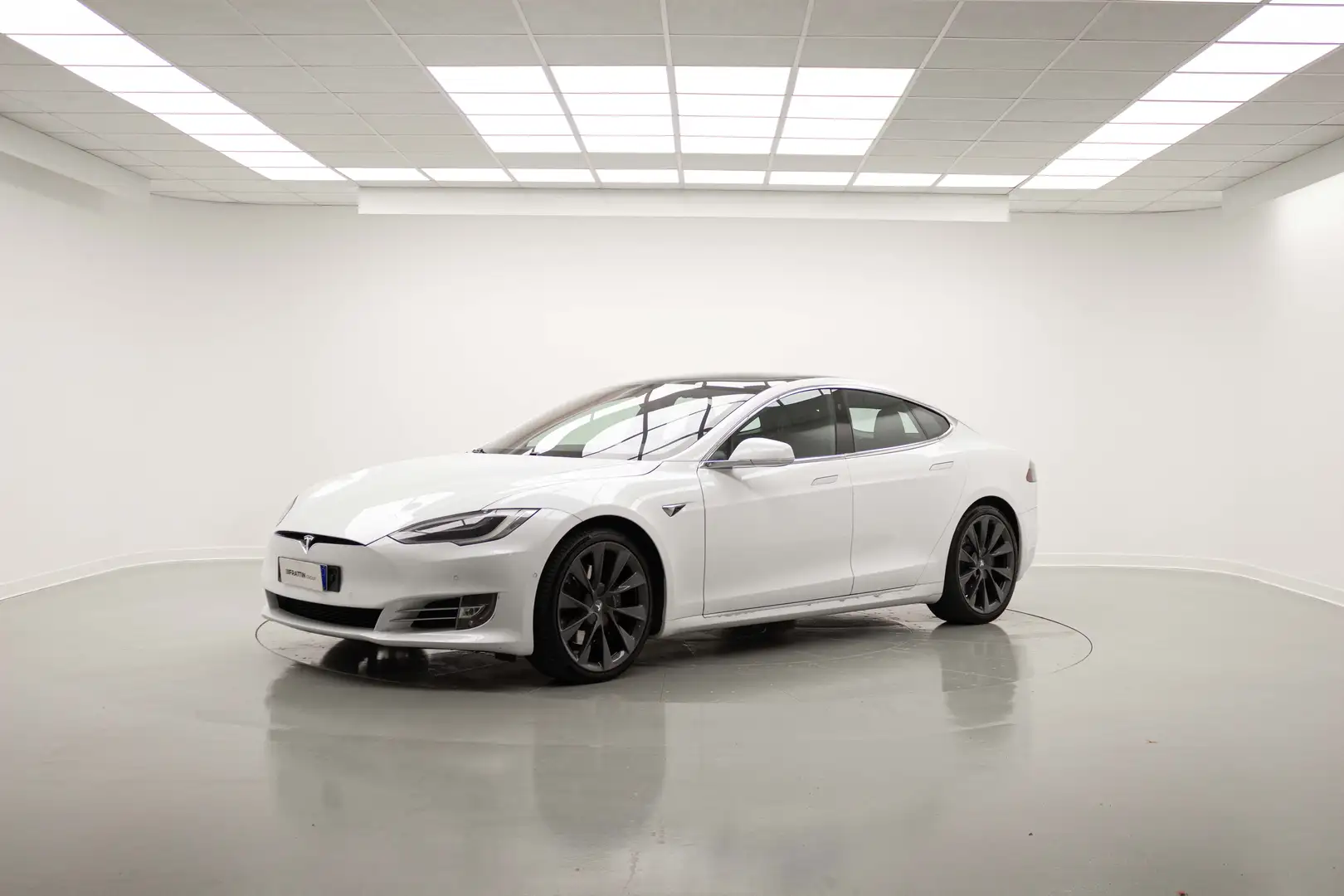Tesla Model S 75 kWh All-Wheel Drive Beyaz - 1