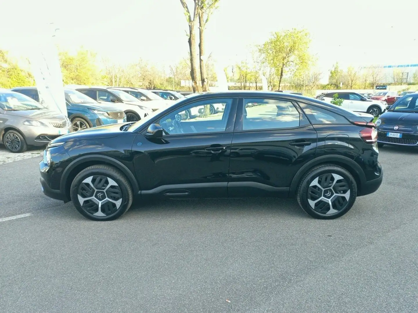 Citroen C4 100 kW 136CV Electric You Nero - 2