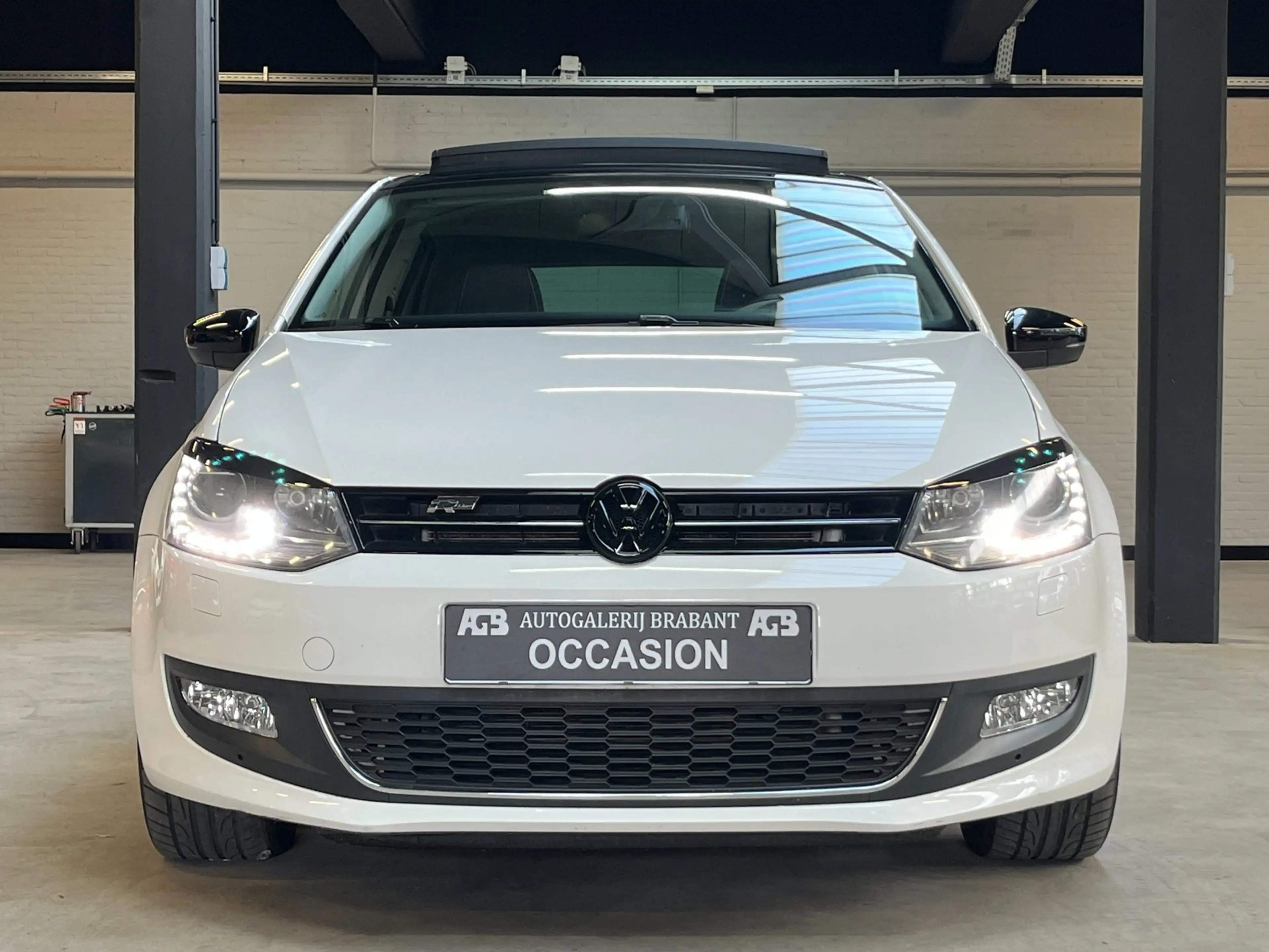Volkswagen Polo 1.2 TSI Highline Pano/LedXenon/Carplay/ — photo 8