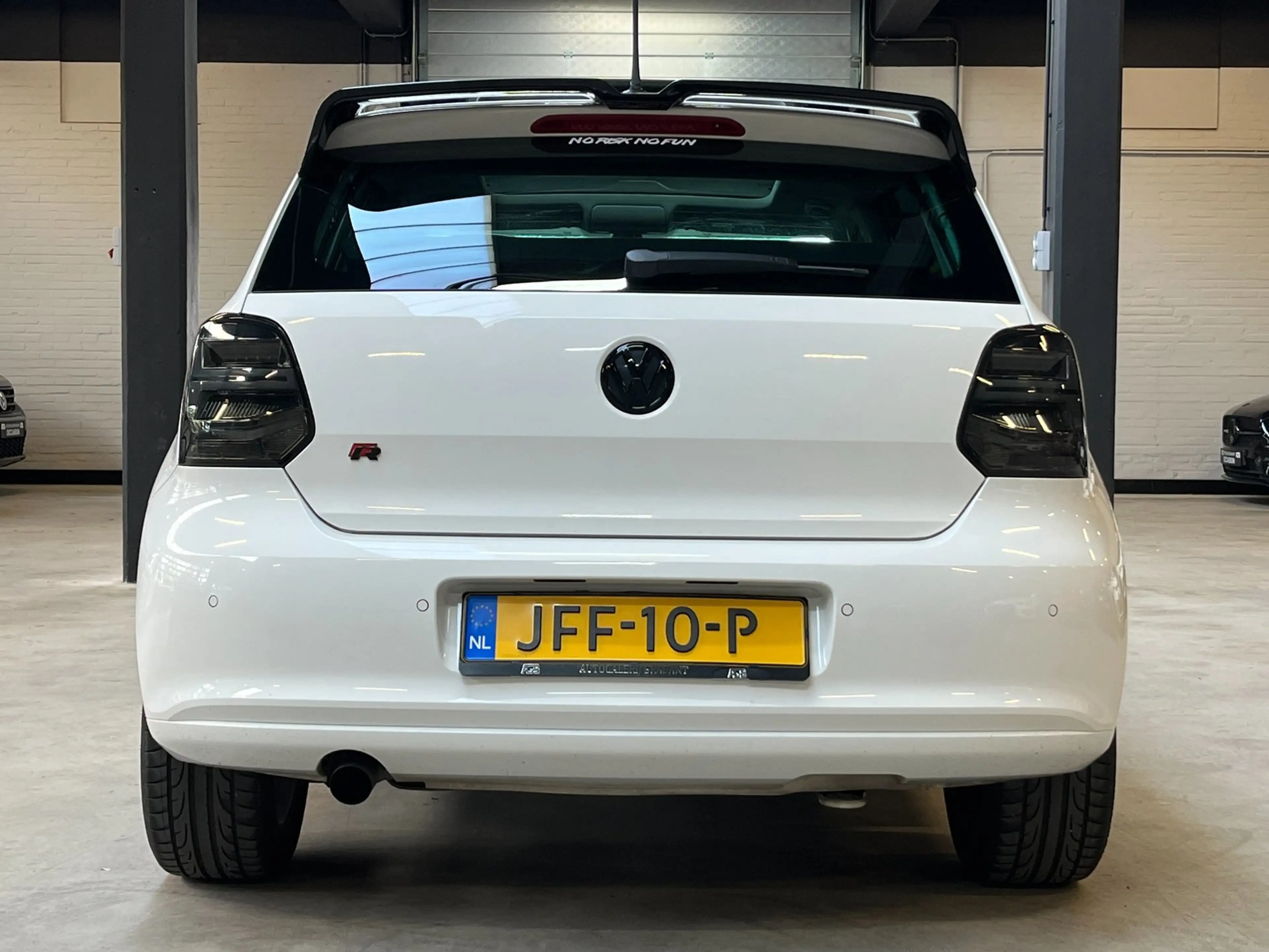Volkswagen Polo 1.2 TSI Highline Pano/LedXenon/Carplay/ — photo 4