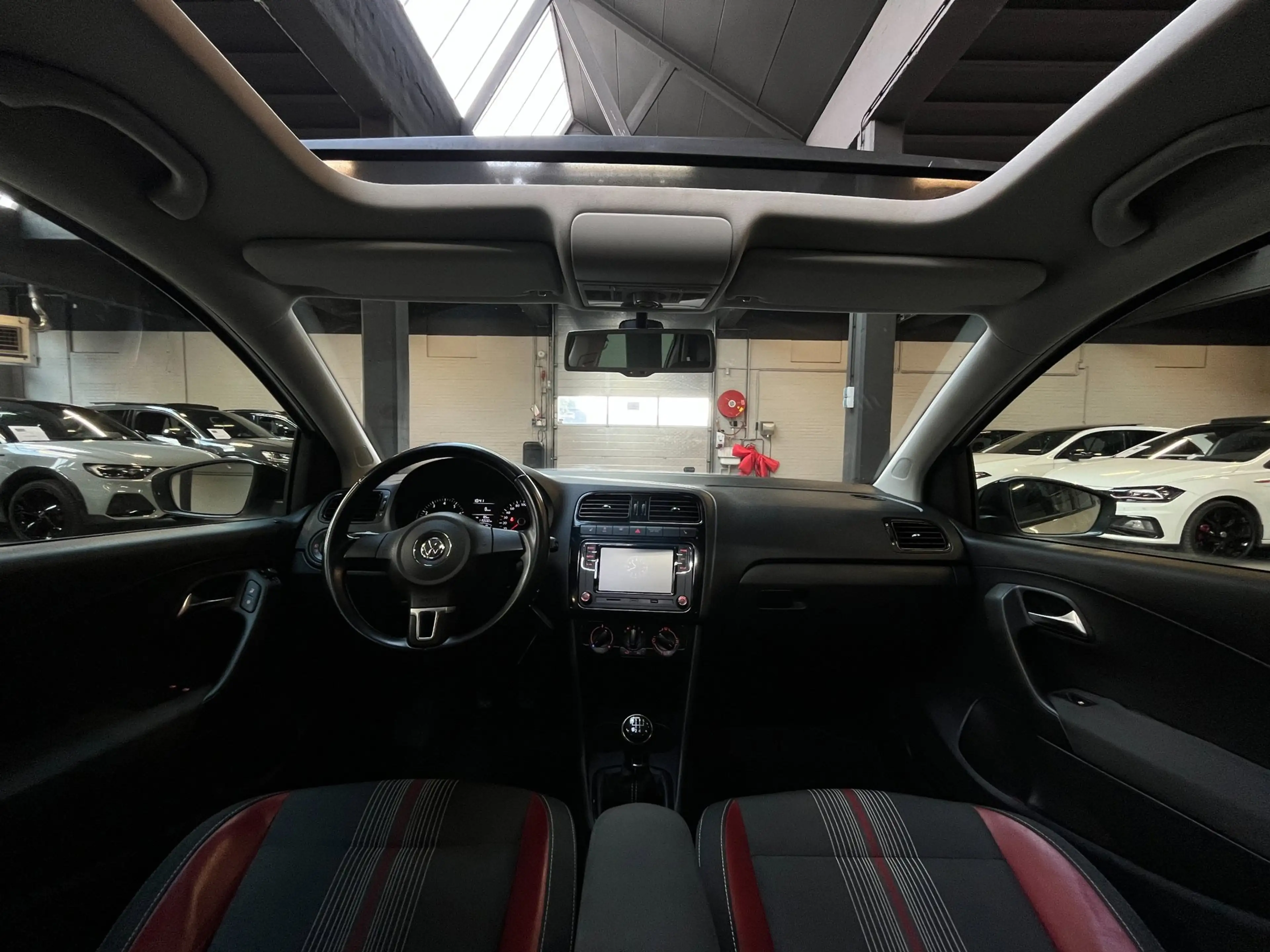 Volkswagen Polo 1.2 TSI Highline Pano/LedXenon/Carplay/ — photo 15