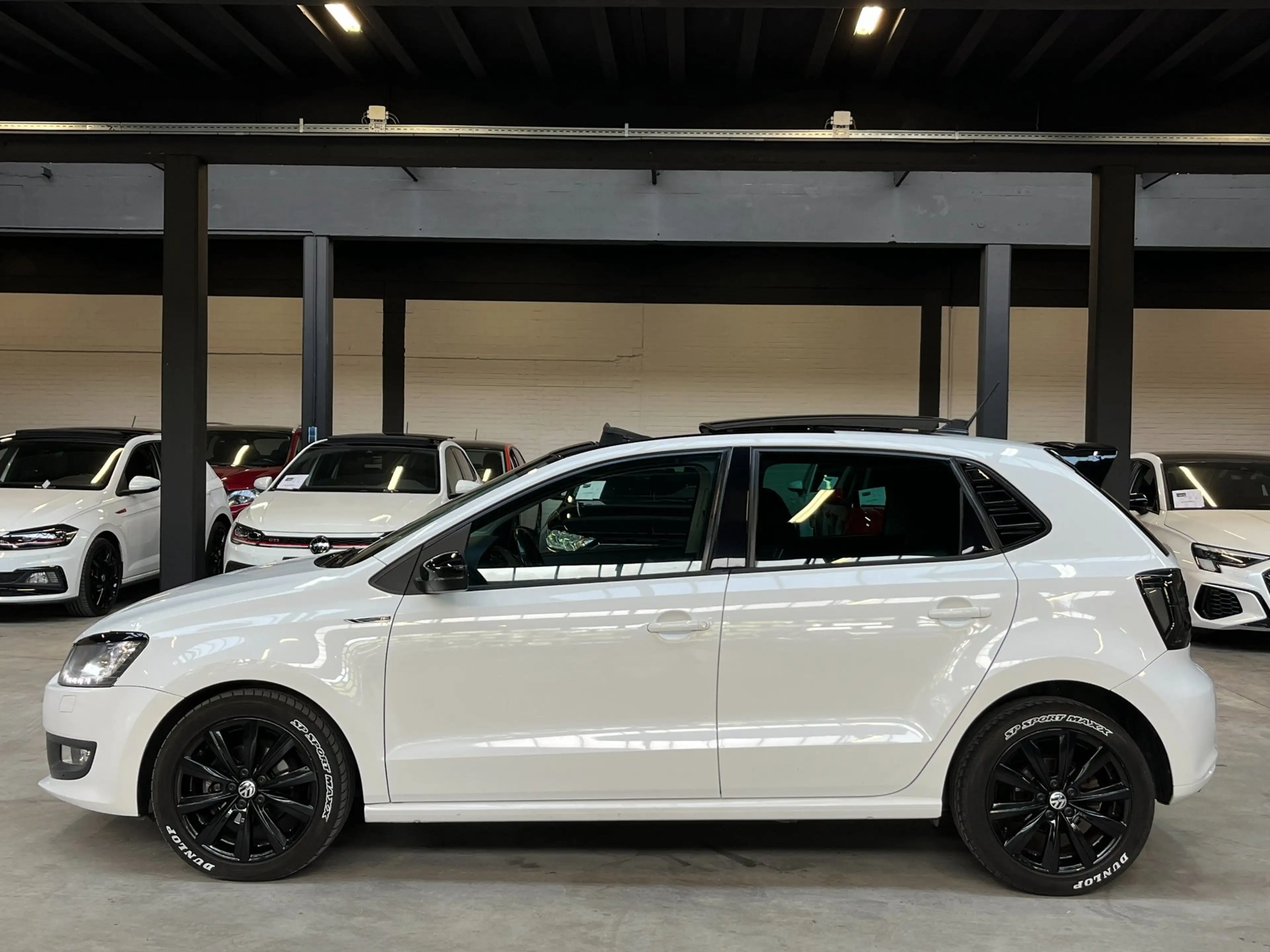 Volkswagen Polo 1.2 TSI Highline Pano/LedXenon/Carplay/ — photo 2